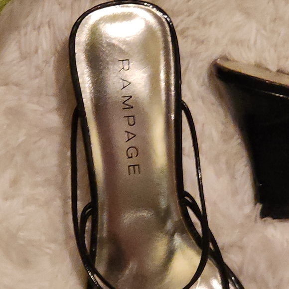 Woman Wedged Shoes - Picture 2 of 4